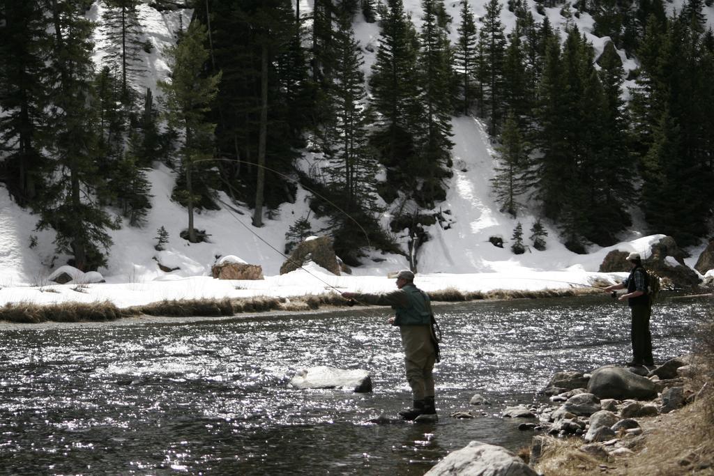 Montana Spirit Guest Lodge Cliff Lake Kamer foto
