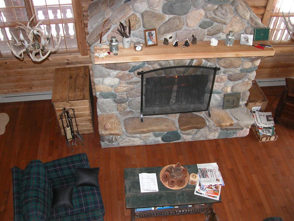 Montana Spirit Guest Lodge Cliff Lake Kamer foto